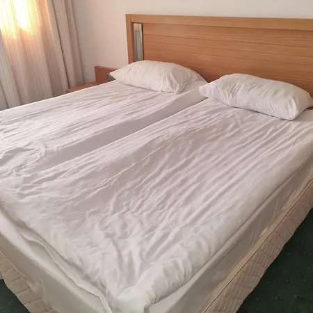 Emerald & Spa, S105 Апартаменты