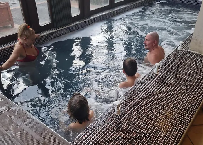 Апартаменты Emerald & Spa, S105 Равда