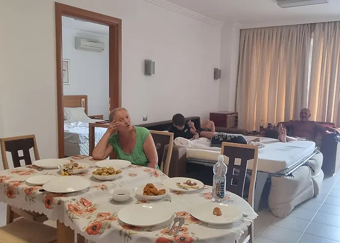 Emerald & Spa, S105 *