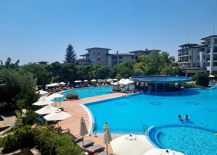 Emerald & Spa, S105 Apartment Ravda